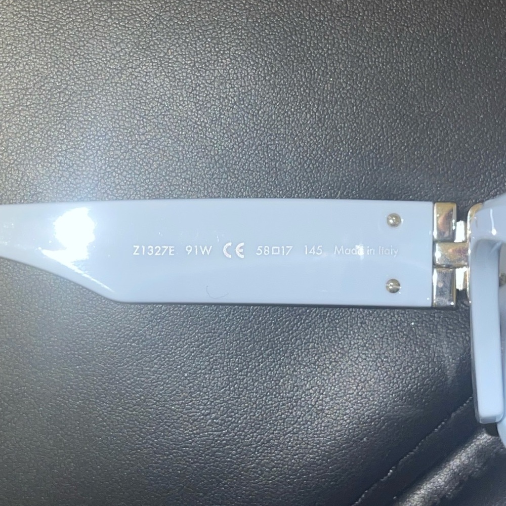 100% authentic LV millionaire shades , MISSING OG DUSTBAG AND BOX HAVE REP !